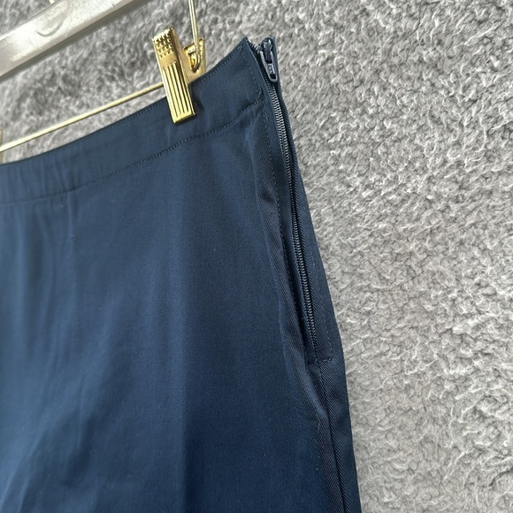 Lands’ End Womens Navy Blue Skort Size 14 - Picture 2 of 11
